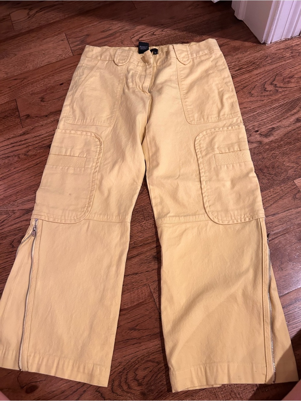 BCBGMaxAzria Pale Yellow Cargo Zip-Hem Pants